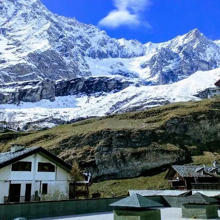 White House Cretax Апартаменты *