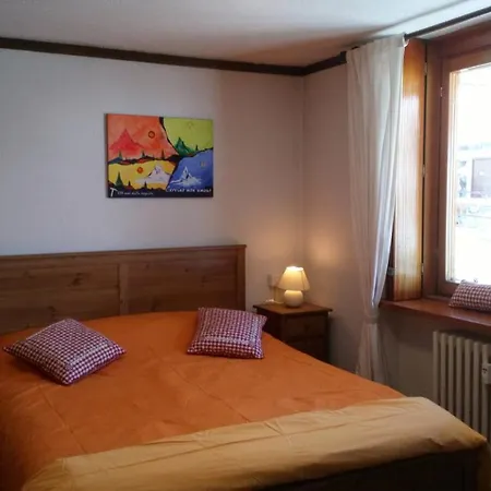 White House Cretax * Breuil-Cervinia