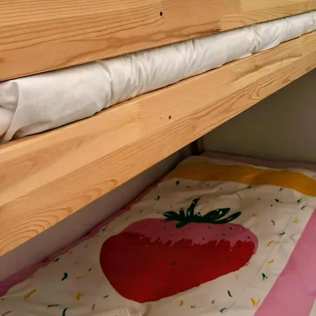 White House Cretax ברויל-קרוויניה