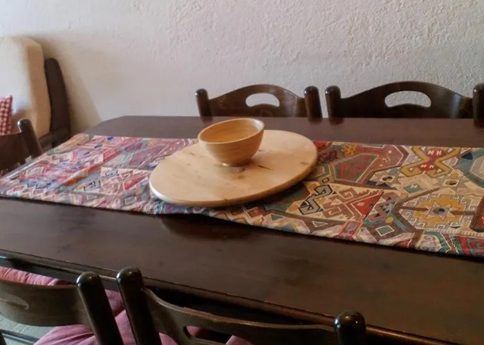 White House Cretax *